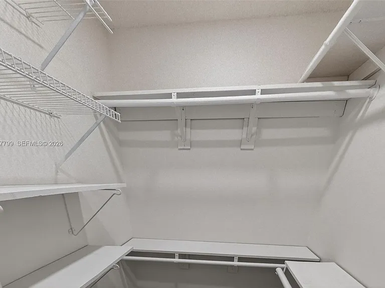 4530 SW 143rd Pl — Photo 31