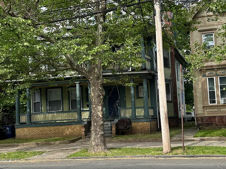 603 Howard Ave #2A — Photo 16