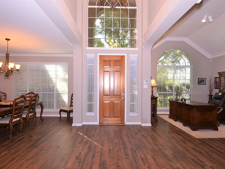 2412 Clearwood Ln — Photo 15