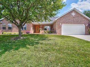 1605 Bermuda Dr, O'Fallon, IL 62269