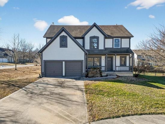 21526 W 51st Ter, Shawnee, KS 66226