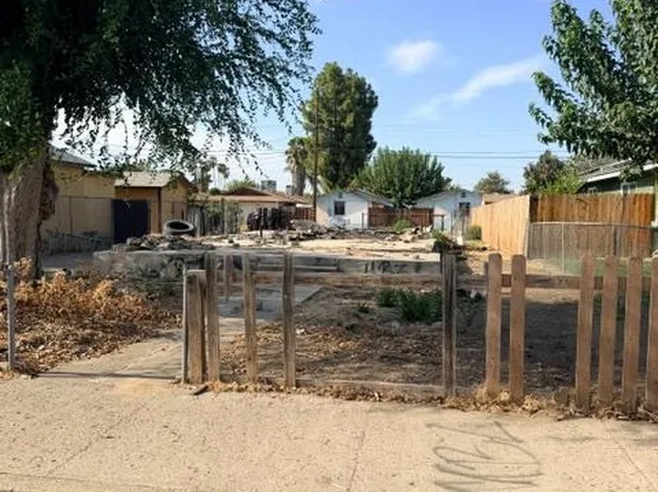 1922 4th St, Wasco, CA 93280