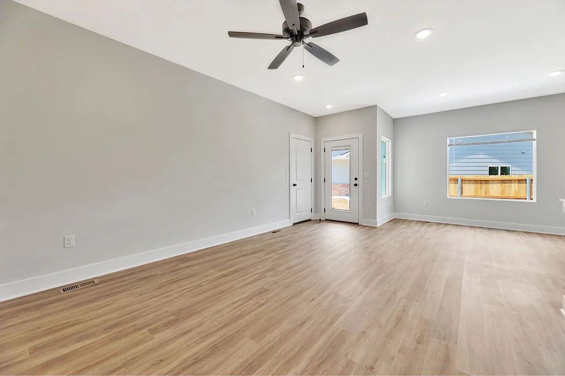 1140 North Joye Street - 1 — Photo 3