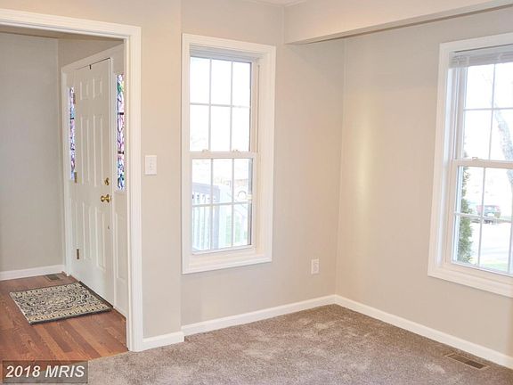 Breakfast Nook/Office or Den