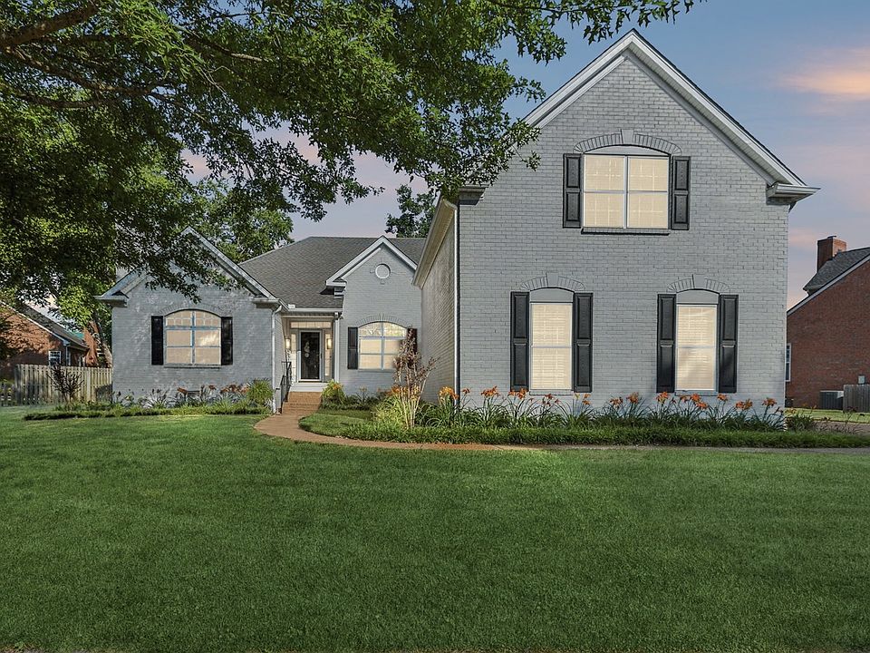 1st image of 213 Stillcreek Dr