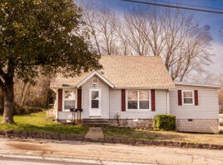 724 Pine & 724a St, Harrison, AR 72601