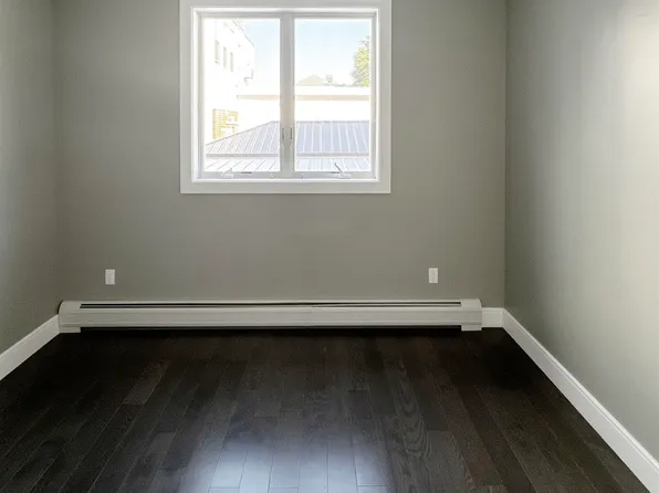 29 Carlton Avenue image 29 of 32