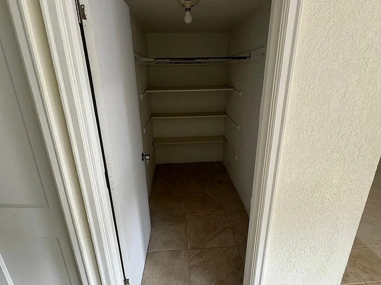 600 Riverview Blvd #6 — Photo 11