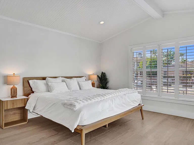 885 Nafa Dr — Photo 74