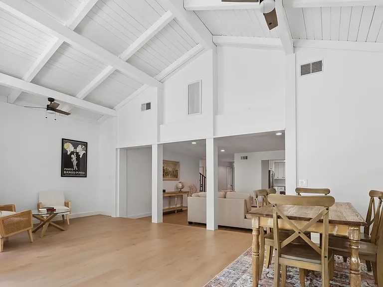 Martha St — Photo 11