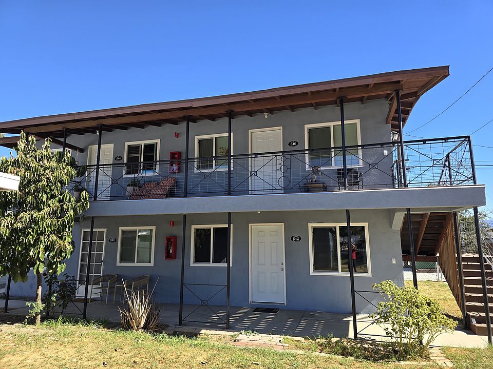 Upper Right Apartment