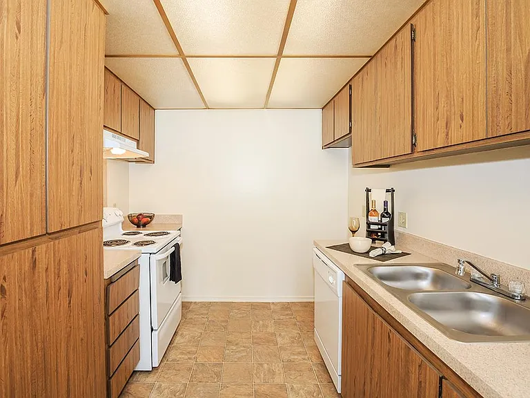 Country Woods Apartment Homes — Photo 18