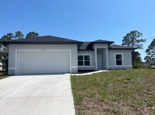 2617 41st St W, Lehigh Acres, FL 33971