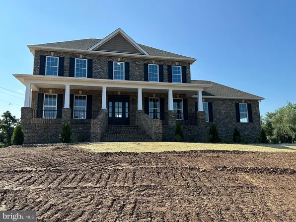 715 Parishville Rd, Gore, VA 22637