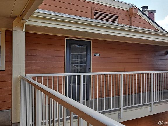 4th image of 7286 W Lake Sammamish Pkwy NE