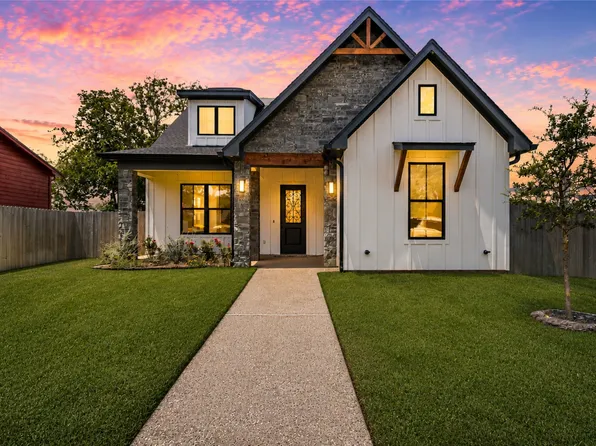 107 N Jena St, Riesel, TX 76682