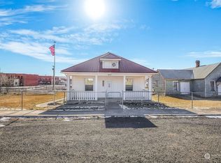 117 W 3rd St, Lind, WA 99341