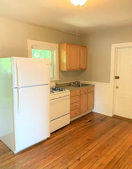 63 Danforth St #2R — Photo 1