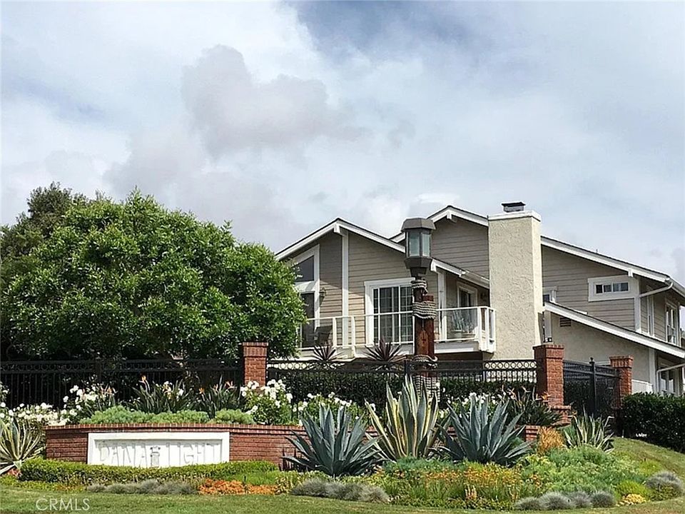 1st image of 24096 Paseo Corona