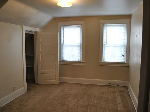 4th image of 800 Punta Gorda St