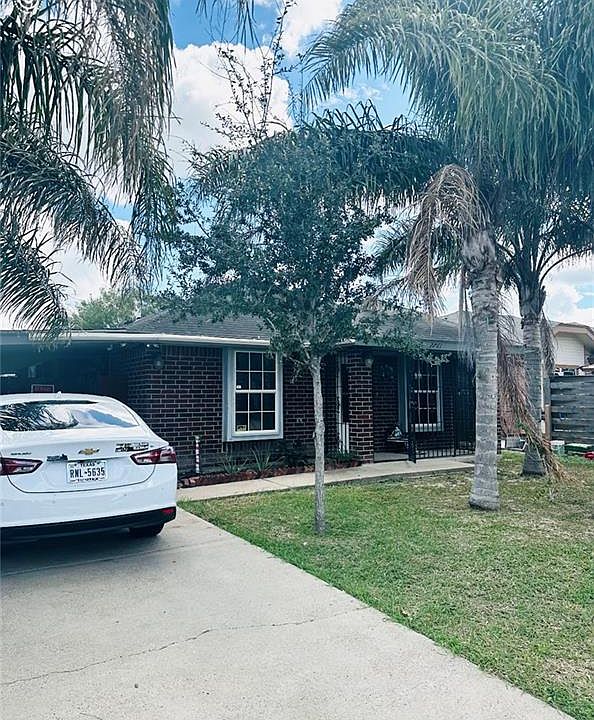 2nd image of 2761 Mayorca St