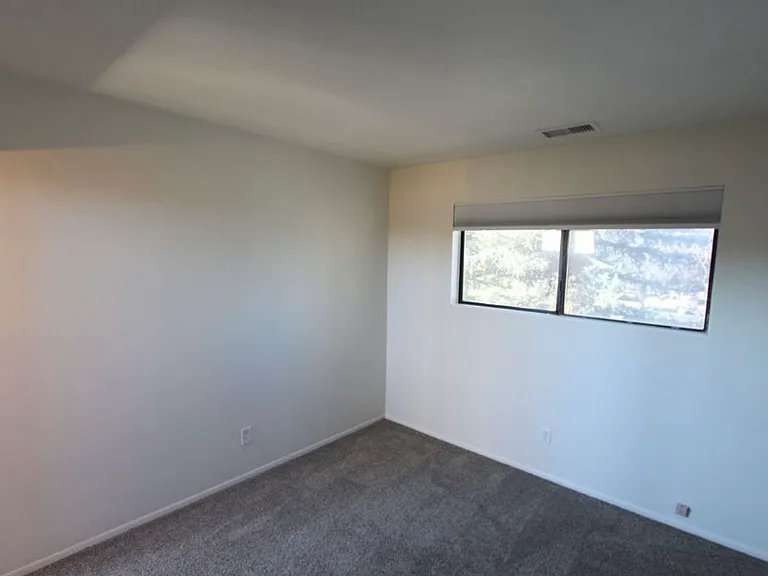 2331 N Oakmont Dr #2331 — Photo 1
