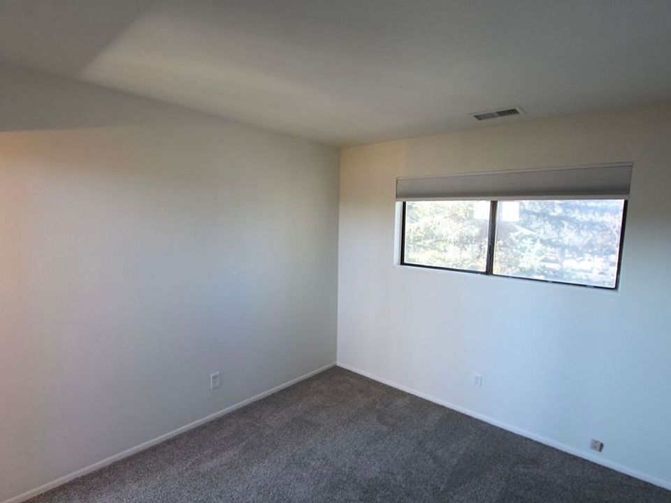 1st image of 2331 N Oakmont Dr #2331