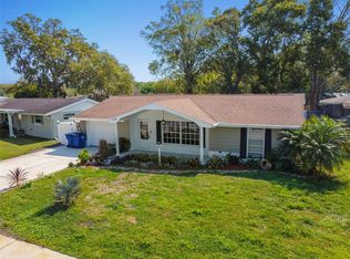 7526 Holly Lake Ln, New Port Richey, FL 34653