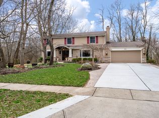 625 Hilltop Ln, Cincinnati, OH 45215
