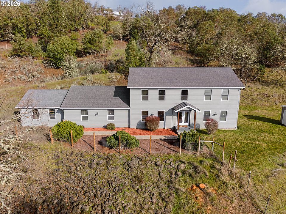 1st image of 3257 Follett St
