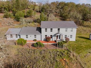 3257 Follett St, Roseburg, OR 97470