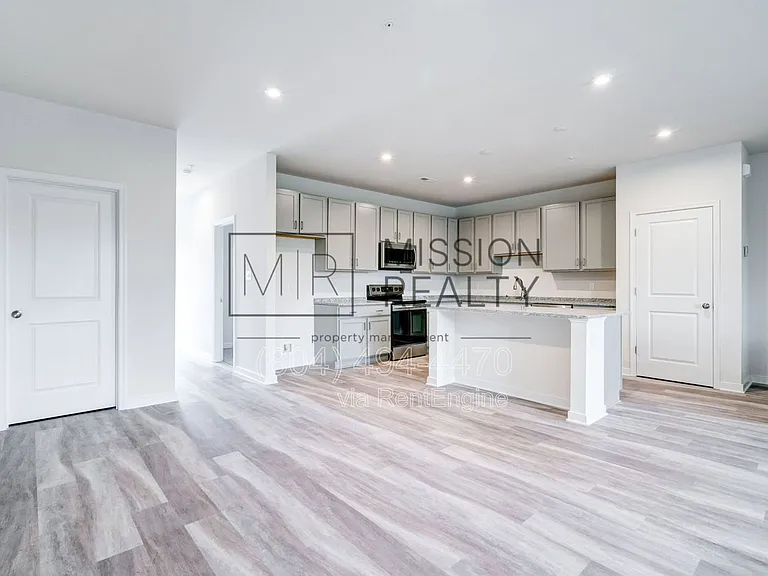 14507 Hancock Towns Dr — Photo 24