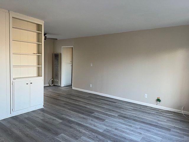 Living/Dining Area - View 2