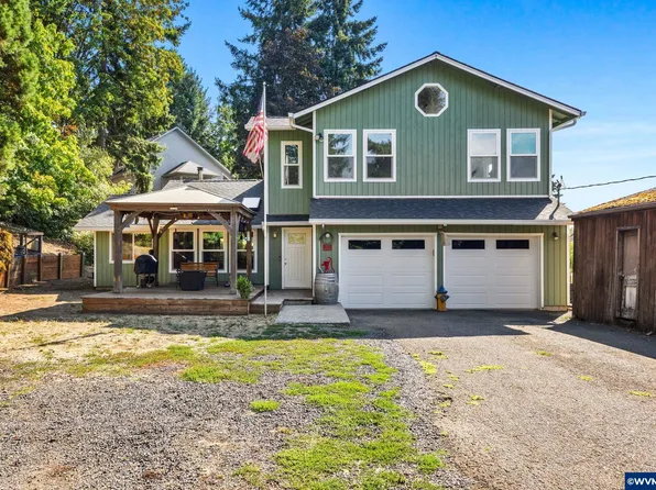 1160 Highland Dr, Stayton, OR 97383