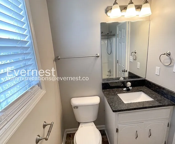 1035 Summerhaven Rd — Photo 22
