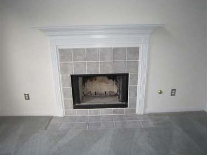 3rd image of 1122 Thackery Pl