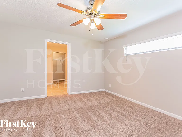 1950 SW Sylvester Ln — Photo 6