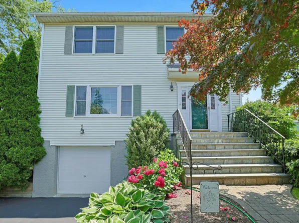 284 Marietta Avenue, Hawthorne, NY 10532