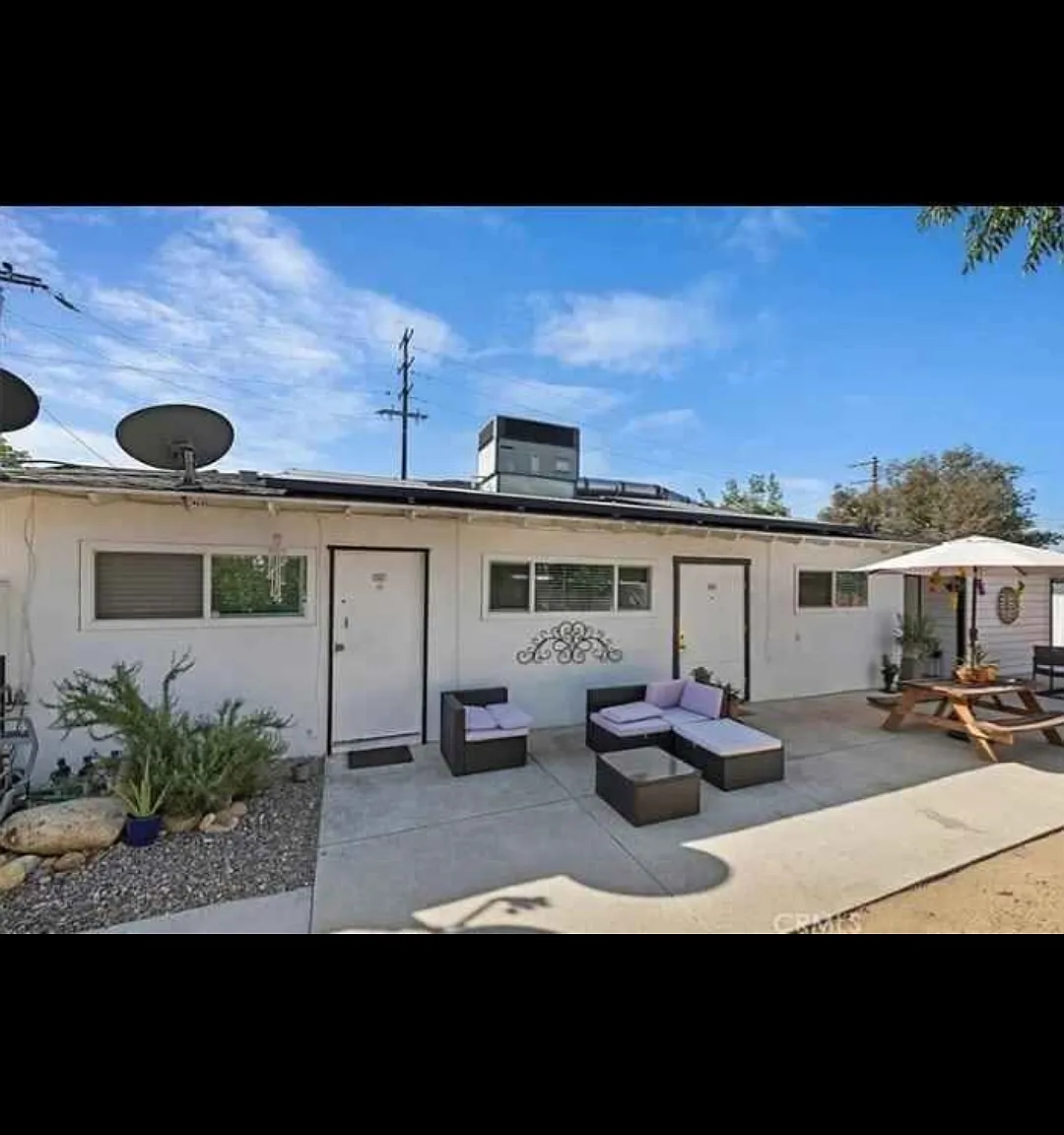 2 bed, 450 sqft, $1,400 — Photo 4