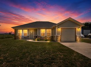 98 S Hickory St, Venus, TX 76084