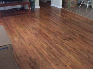 1204 Sycamore St, Pleasant Hill, MO 64080