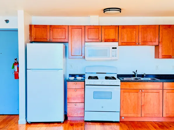 325 Main St #H, Winooski, VT 05404