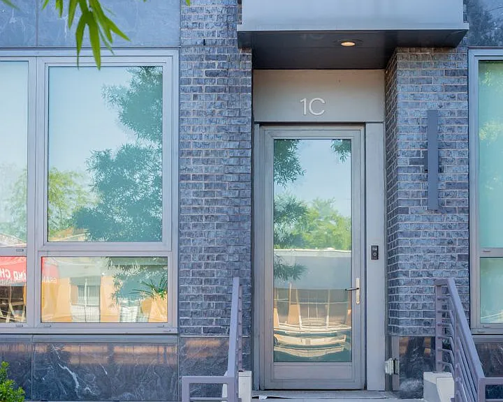 1211 Van St SE #Townhouse 1C — Photo 3