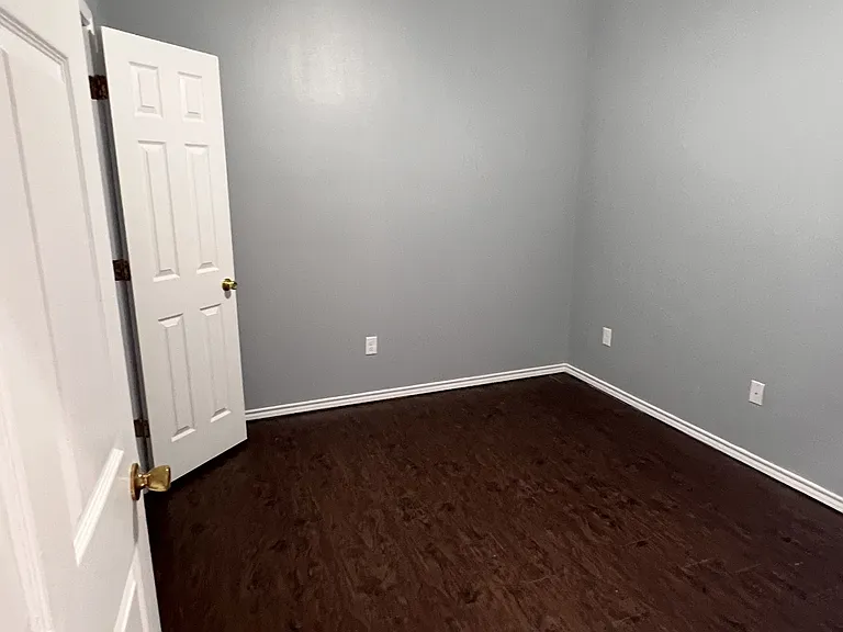 809 McDonald Rd — Photo 8