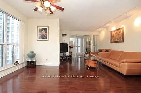 18 Hollywood Ave #701 — Photo 7