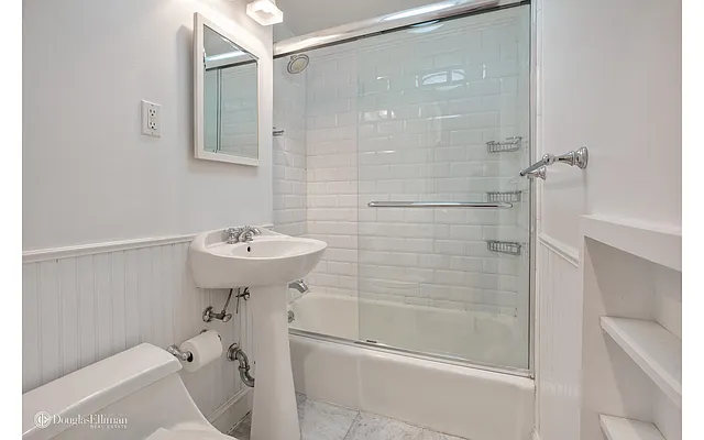 Sold by Douglas Elliman | media 18