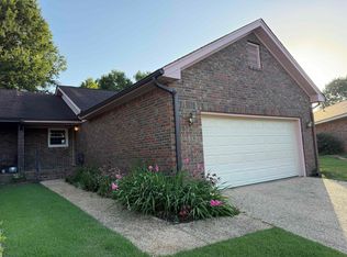 211 Allen Ct, Florence, AL 35630