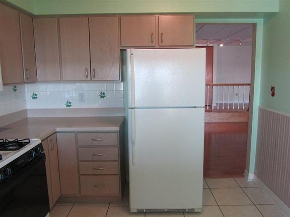 5th image of 2515 E Lakeshore Dr