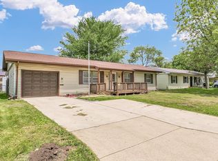 1045 Briarcliff Dr, Rantoul, IL 61866