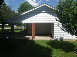 1710 10th St, West Plains, MO 65775
